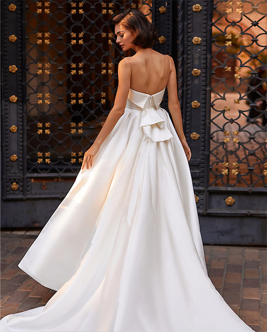 custom bridal wedding dresses
